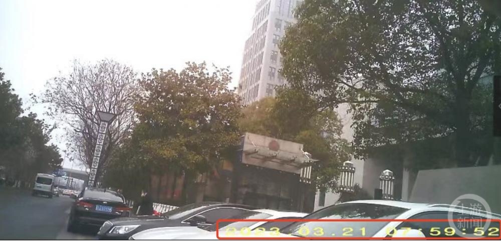 江苏盐城一街道书记被举报坐公务车上班，纪工委：已收到线索将核查