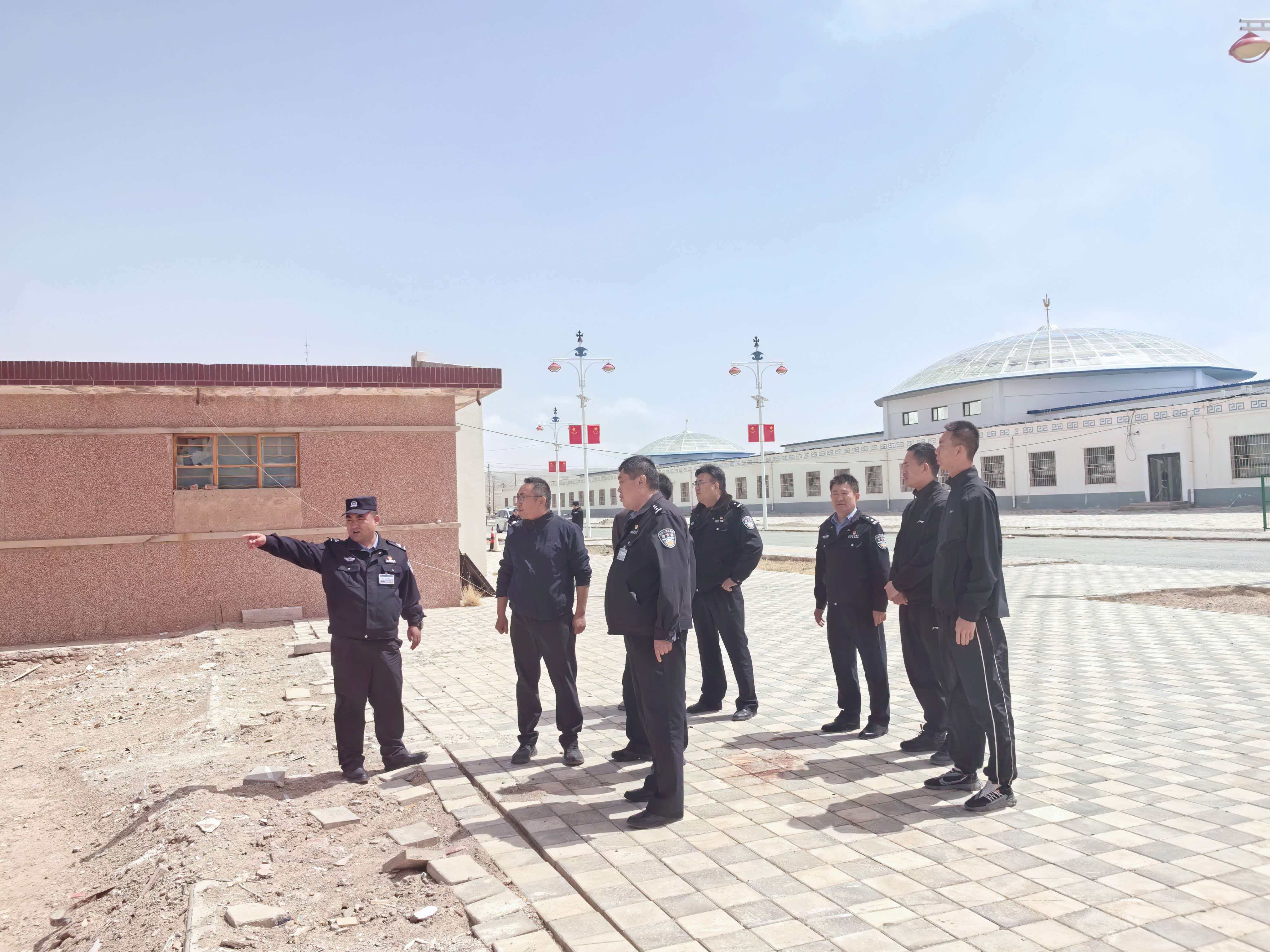 甘肃省公安厅森林公安局盐池湾分局联合属地公安开展生态警务联勤调研工作