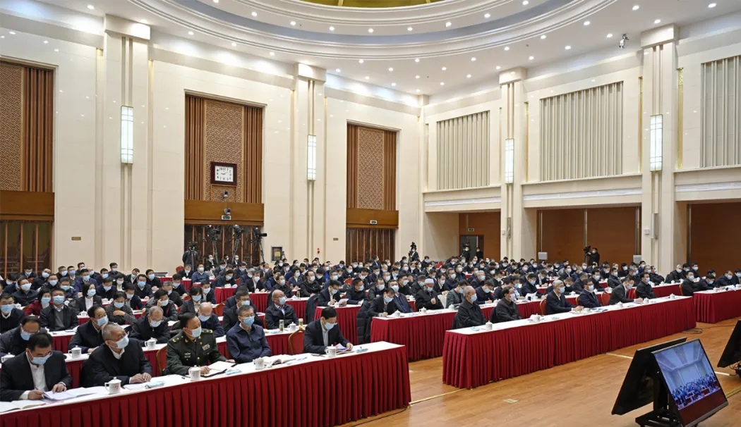 学习贯彻党的十九届六中全会精神中央宣讲团报告会在兰举行 尹弘主持并讲话