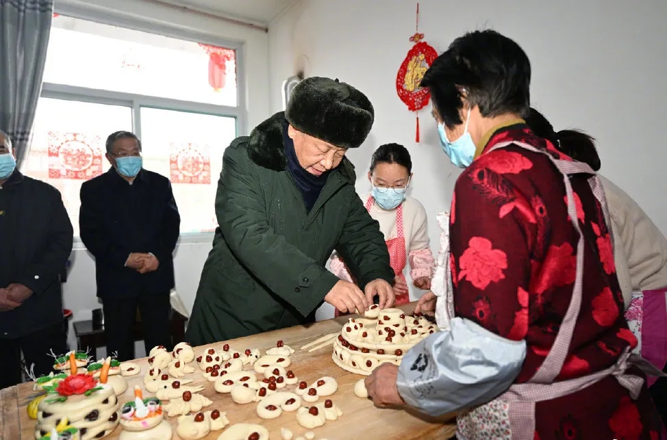 习近平春节前夕赴山西看望慰问基层干部群众