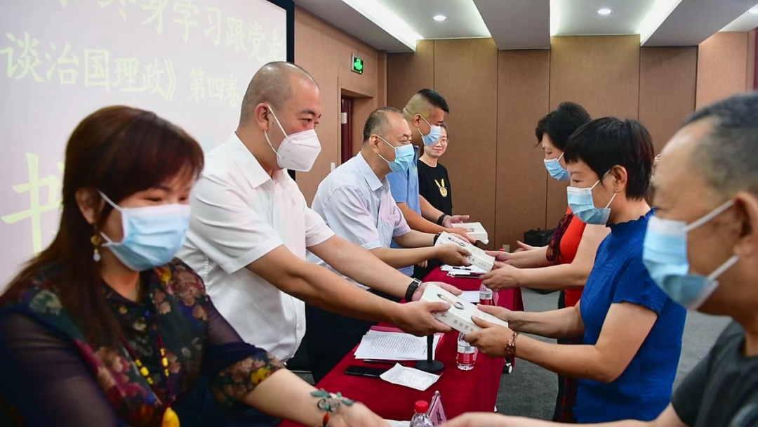 兰州市七里河区掀起学习宣传贯彻《习近平谈治国理政》第四卷热潮