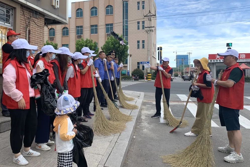 青岛西海岸新区张家楼街道志愿服务助力文明典范城市创建