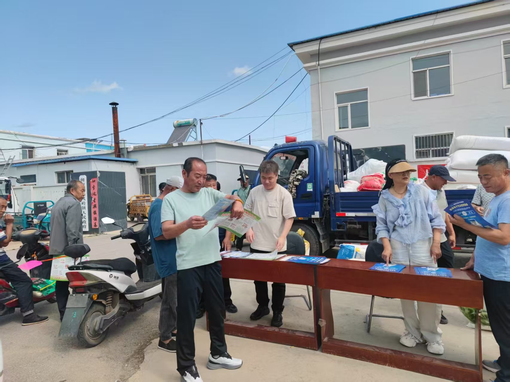 辽宁朝阳县清风岭镇： 提高认识 压实责任 筑牢乡镇消防安全的坚固防线
