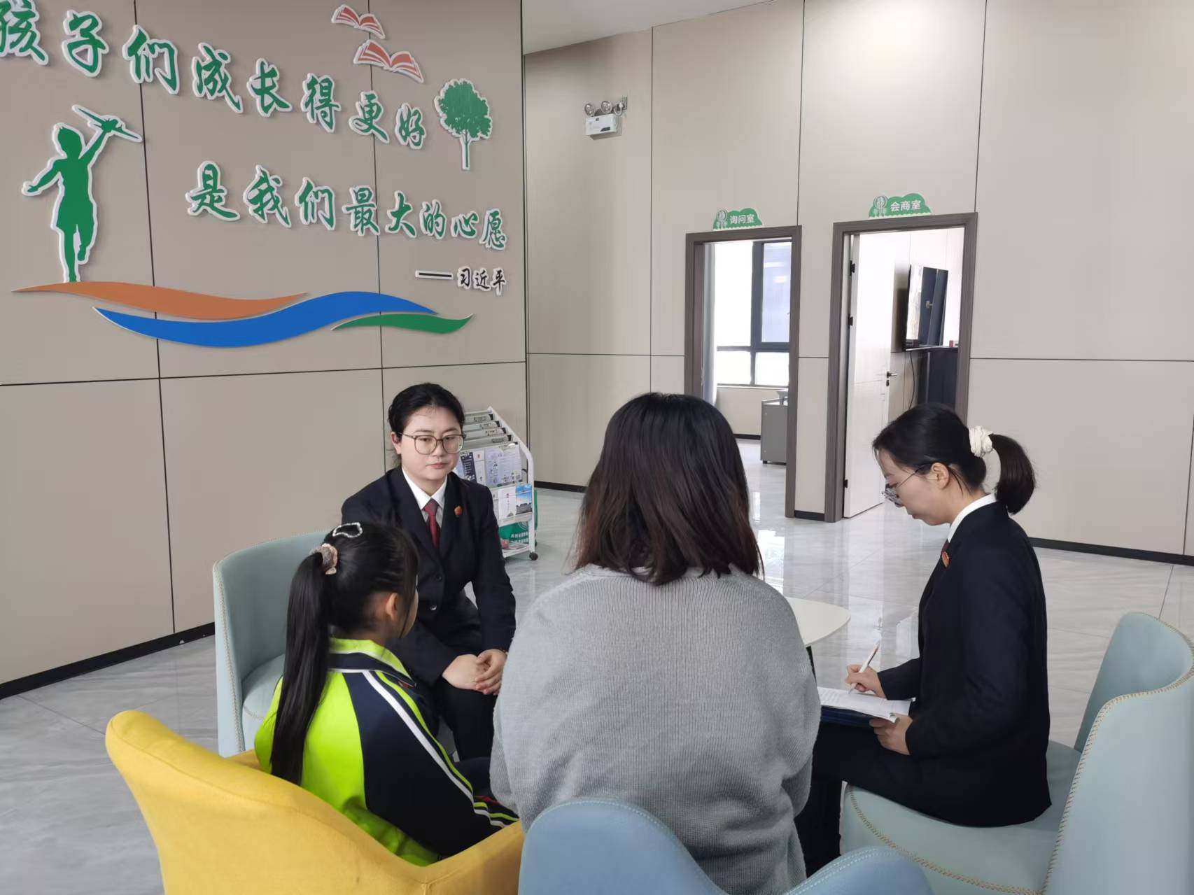 云南凤庆：党建引领解锁群众“幸福密码”