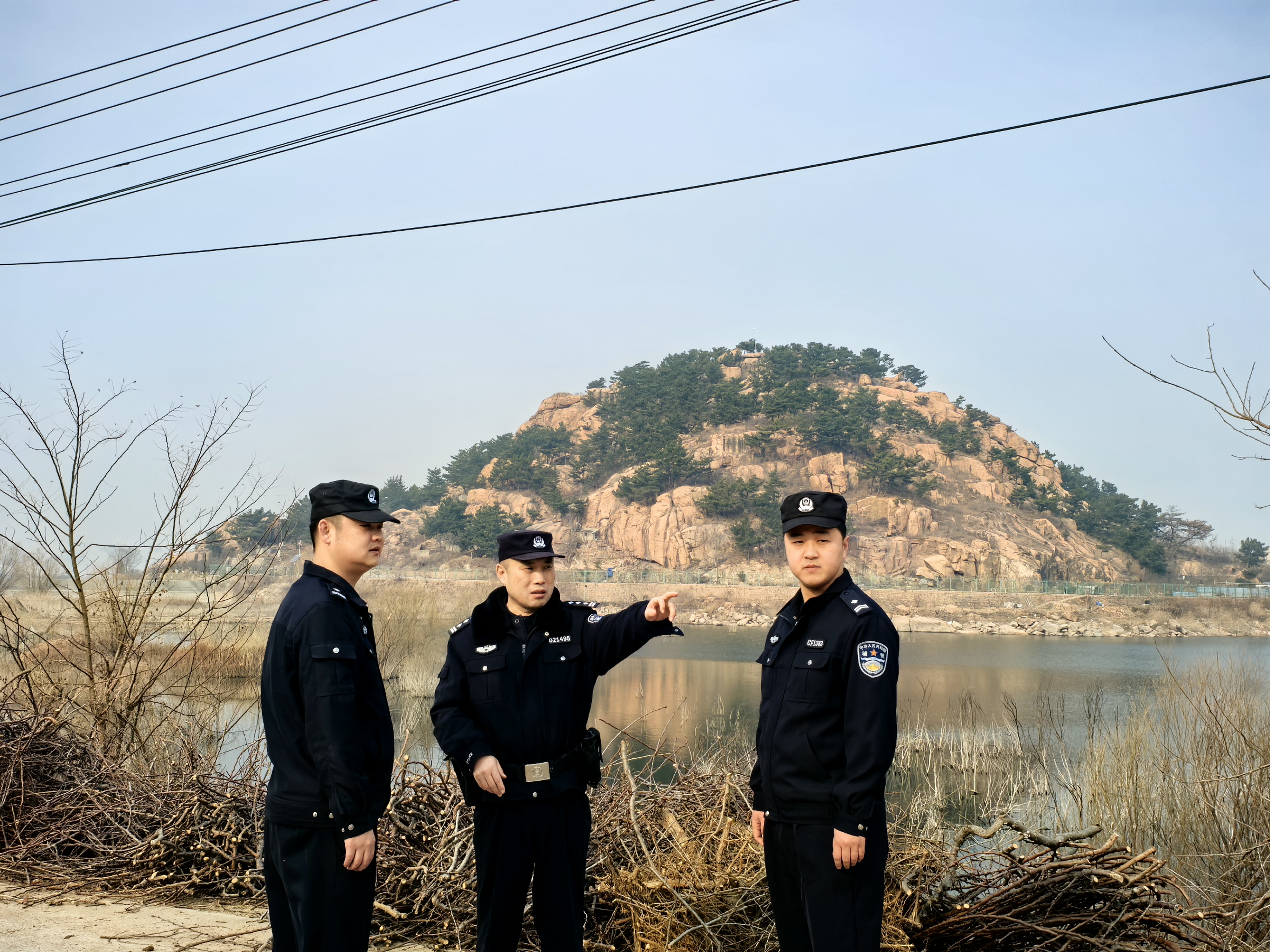 【警察故事】警徽映社区 初心护平安  警营“多面手”冯玉庆的日常坚守与温情守护​