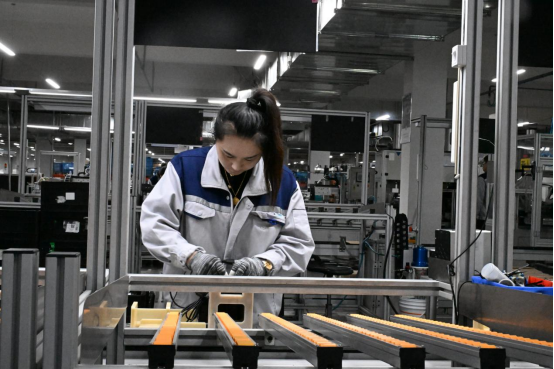 山东青岛即墨：新春开工赶制订单忙