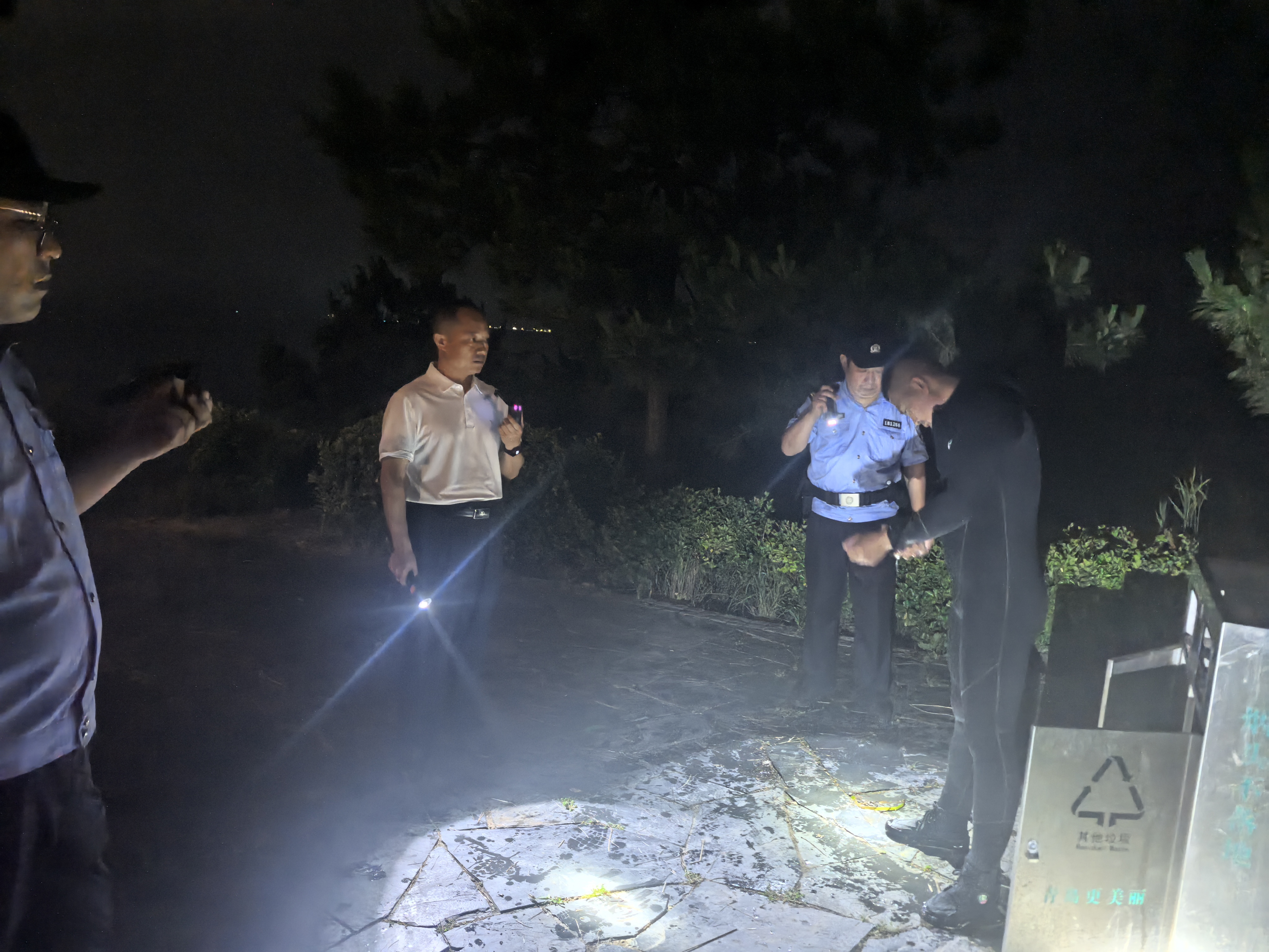 严厉打击新型非法捕捞：青岛成功破获一起潜水电鱼案件