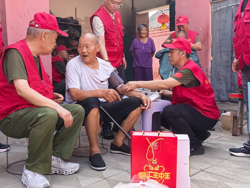 河北平乡：党建引领志愿行 暖心服务送上门