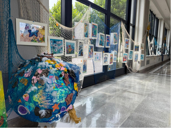 童心绘蔚蓝 科普润论坛 联合国“海洋十年”青少年海洋生物多样性科普优秀作品预热亮相2026海洋合作发展论坛