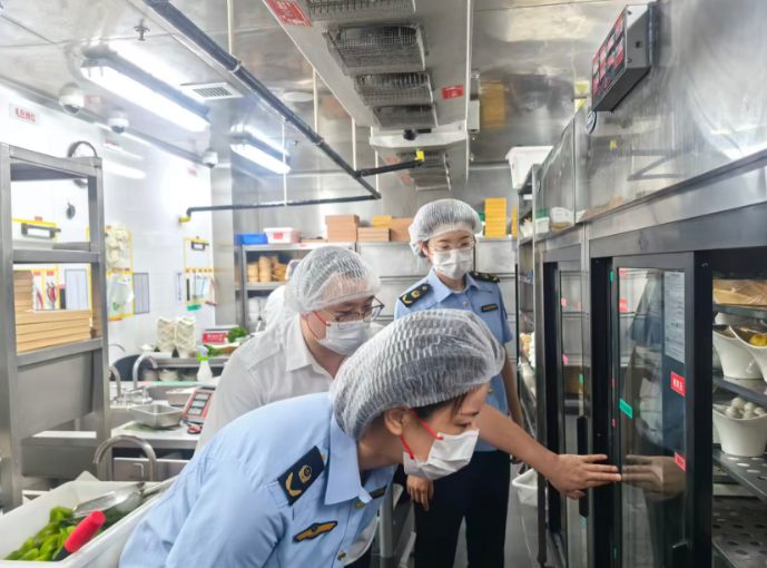 即墨区：规范提升秋季餐饮市场秩序